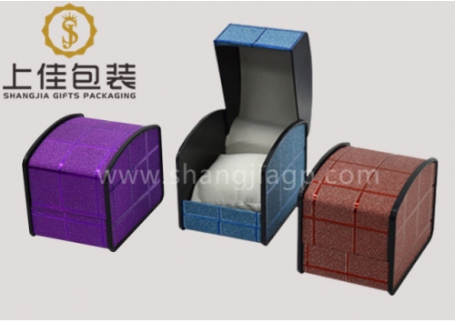 Plastic watch box