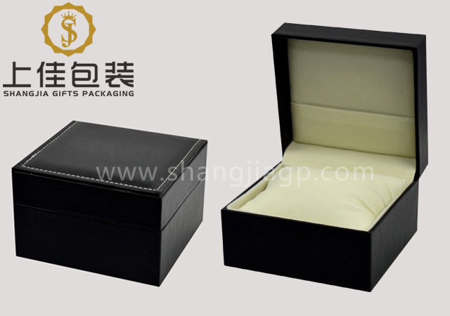 Plastic watch box